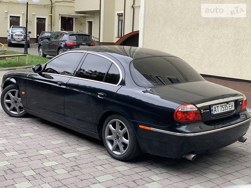 Седан Jaguar S-Type 2004 в Івано-Франківську