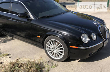 Седан Jaguar S-Type 2004 в Дніпрі