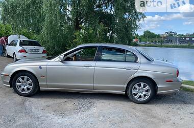 Седан Jaguar S-Type 2001 в Киеве