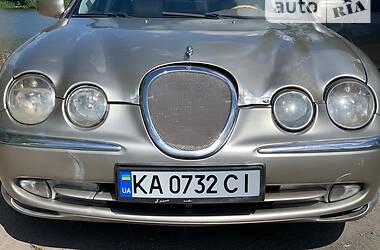 Седан Jaguar S-Type 2001 в Киеве