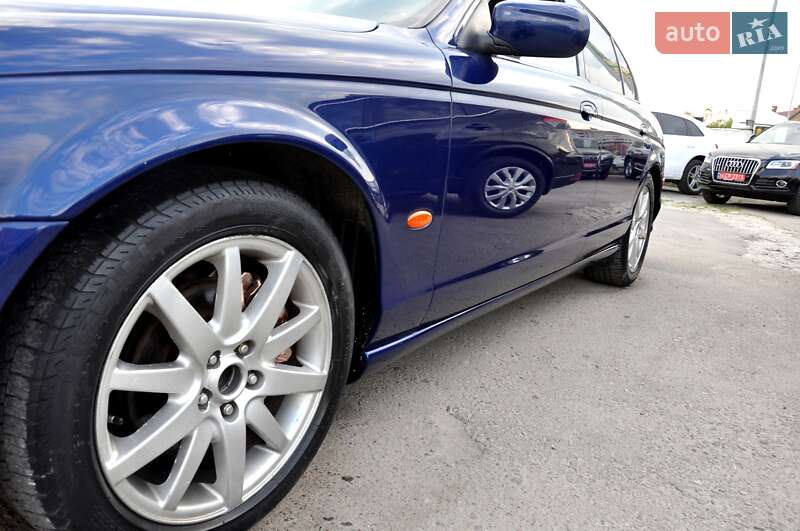 Седан Jaguar S-Type 2001 в Львові