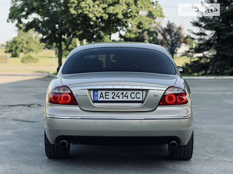 Седан Jaguar S-Type 2005 в Дніпрі