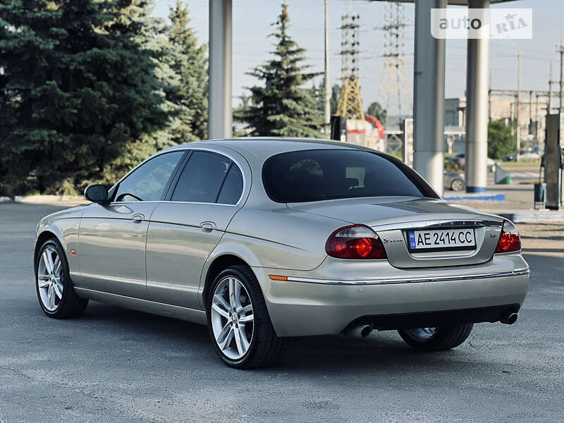 Седан Jaguar S-Type 2005 в Дніпрі
