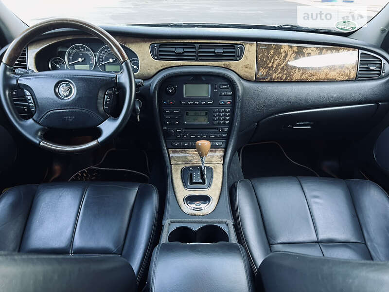 Седан Jaguar S-Type 2005 в Дніпрі