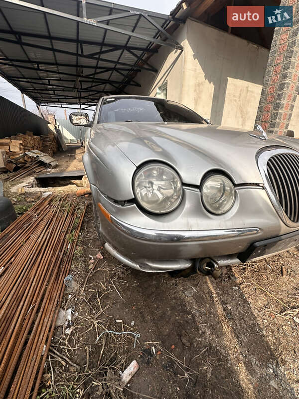 Седан Jaguar S-Type 2001 в Первомайську