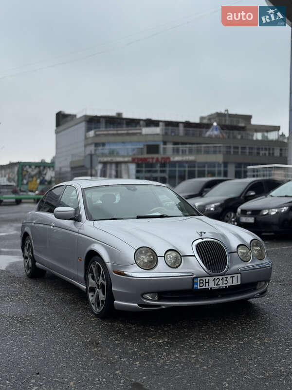 Седан Jaguar S-Type 2001 в 