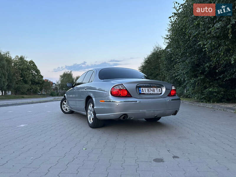 Седан Jaguar S-Type 2000 в Белой Церкви