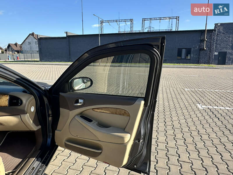 Седан Jaguar S-Type 2005 в Ивано-Франковске
