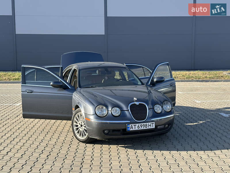 Седан Jaguar S-Type 2005 в Ивано-Франковске