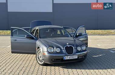 Седан Jaguar S-Type 2005 в 