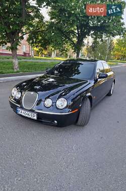Седан Jaguar S-Type 2004 в Измаиле