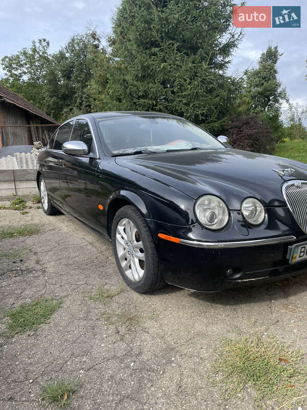Седан Jaguar S-Type 2006 в Львове