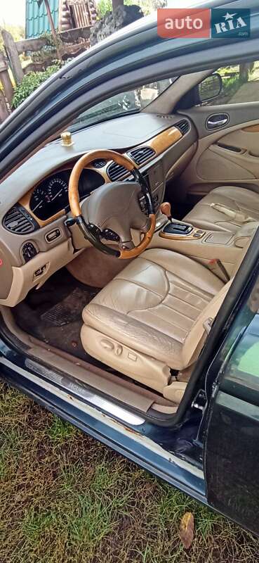 Седан Jaguar S-Type 2000 в Фастове