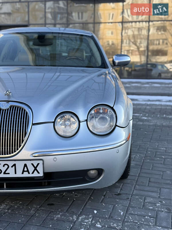 Седан Jaguar S-Type 2007 в Днепре