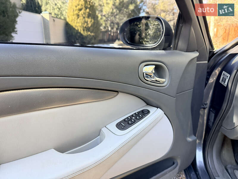 Седан Jaguar S-Type 2007 в Днепре