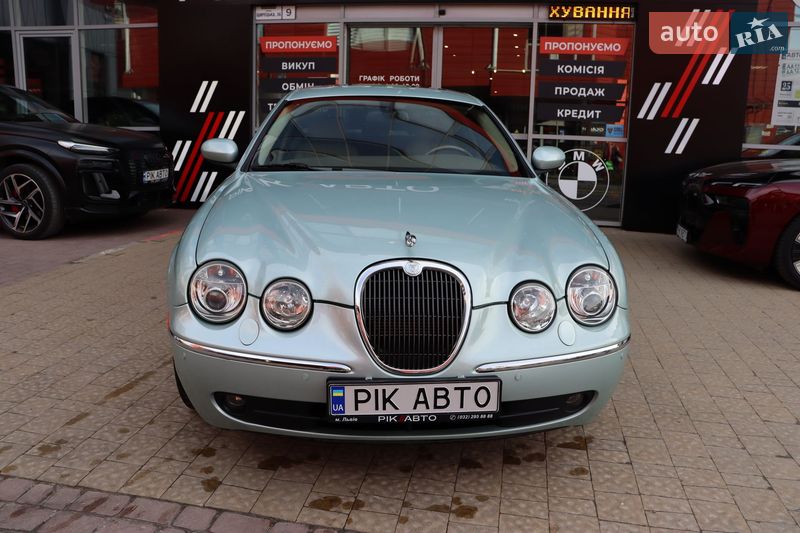 Седан Jaguar S-Type 2006 в Львове
