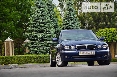 Седан Jaguar X-Type 2003 в Сарнах