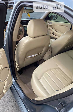 Седан Jaguar X-Type 2005 в 