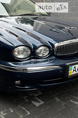 Седан Jaguar X-Type 2006 в 