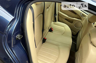 Седан Jaguar X-Type 2006 в 