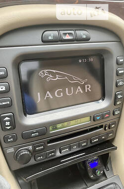 Седан Jaguar X-Type 2006 в Прилуках