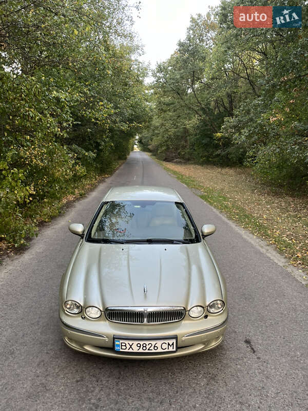 Седан Jaguar X-Type 2007 в Рокитному