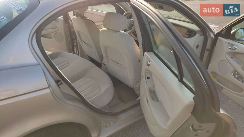 Седан Jaguar X-Type 2002 в Одесі