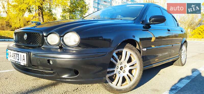 Седан Jaguar X-Type 2004 в Кам'янському