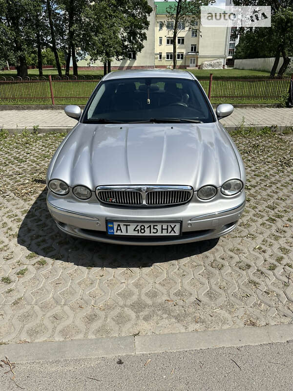 Седан Jaguar X-Type 2004 в Івано-Франківську