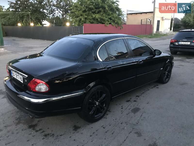 Седан Jaguar X-Type 2007 в Знаменке