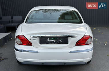 Седан Jaguar X-Type 2008 в Киеве