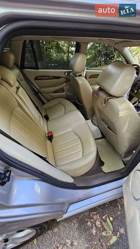 Универсал Jaguar X-Type 2006 в Киеве фото 24 Универсал Jaguar X-Type 2006 в Киеве