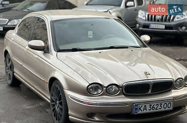 Седан Jaguar X-Type 2002 в Києві