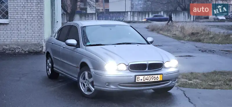 Седан Jaguar X-Type 2002 в 