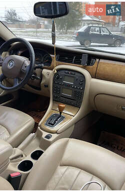 Седан Jaguar X-Type 2003 в 