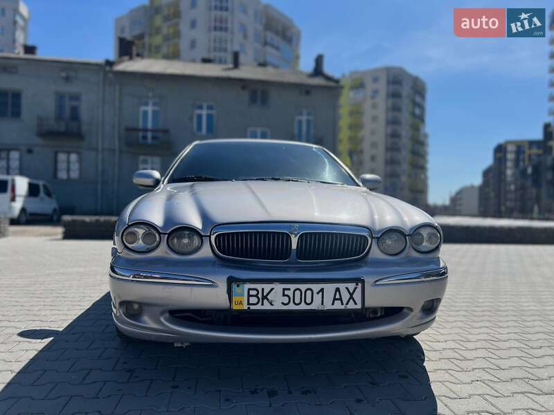 Jaguar X-Type 2001