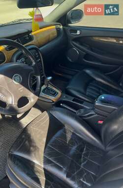 Седан Jaguar X-Type 2001 в 