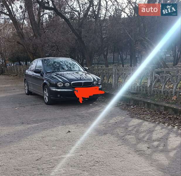 Седан Jaguar X-Type 2001 в 