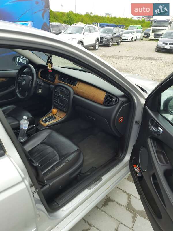 Седан Jaguar X-Type 2006 в Тернополе