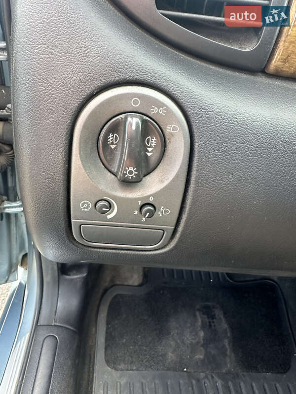 Седан Jaguar X-Type 2004 в Киеве