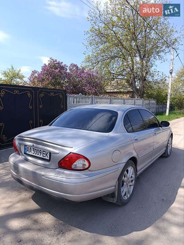 Седан Jaguar X-Type 2004 в Кропивницком