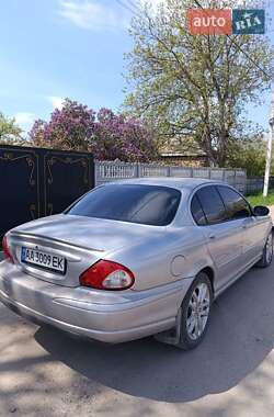 Седан Jaguar X-Type 2004 в 