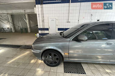 Седан Jaguar X-Type 2002 в 