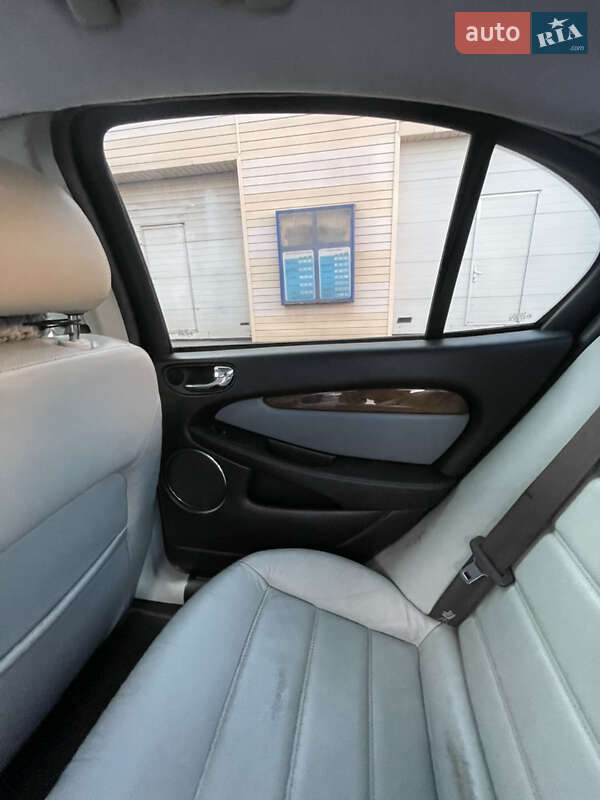 Седан Jaguar X-Type 2002 в Запоріжжі