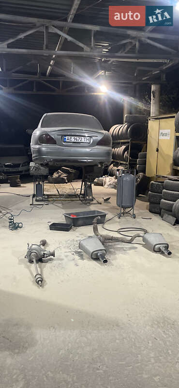 Седан Jaguar X-Type 2002 в Запоріжжі