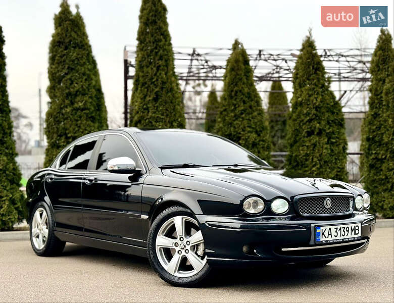 Седан Jaguar X-Type 2008 в Глевахе