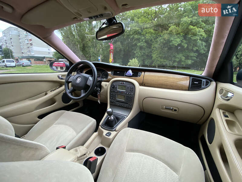 Седан Jaguar X-Type 2004 в Львове