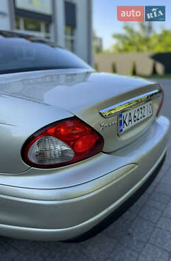 Седан Jaguar X-Type 2006 в 