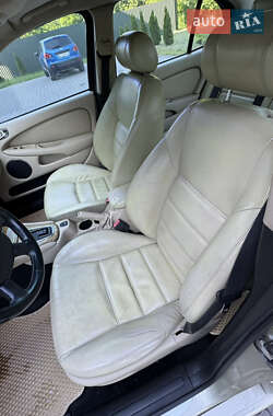 Седан Jaguar X-Type 2006 в 