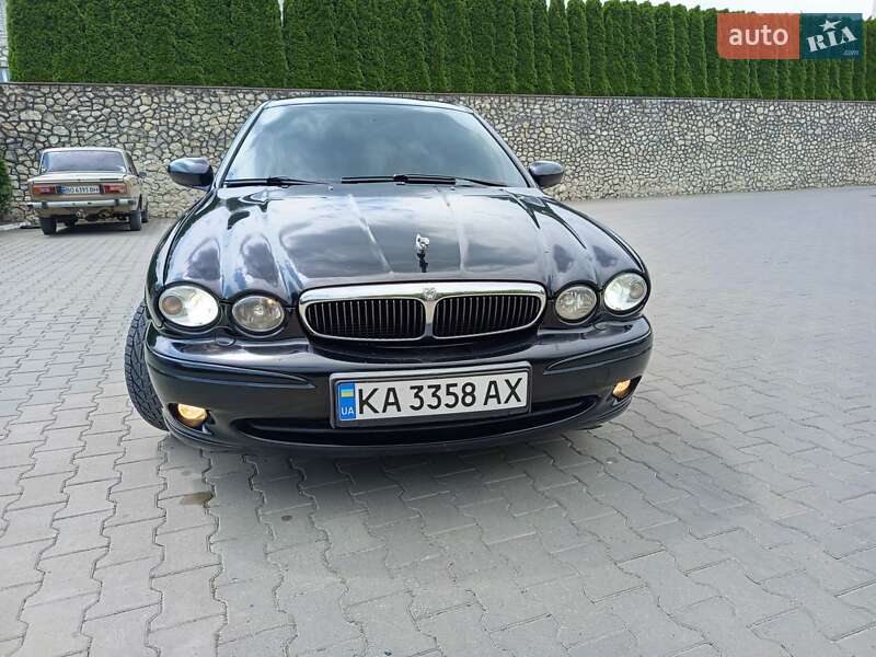 Седан Jaguar X-Type 2006 в Підволочиську